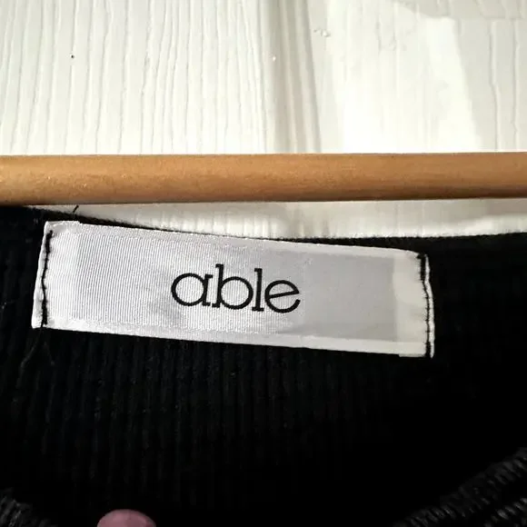 ABLE Waffle Knit Lace Cuff Thermal Shirt Sz XL - Picture 3 of 5